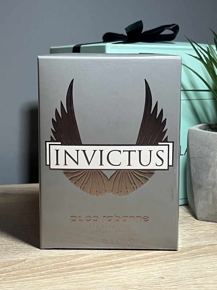 Оригинален Парфюм paco rabanne Invictus  100мл! Внос от douglas.de!