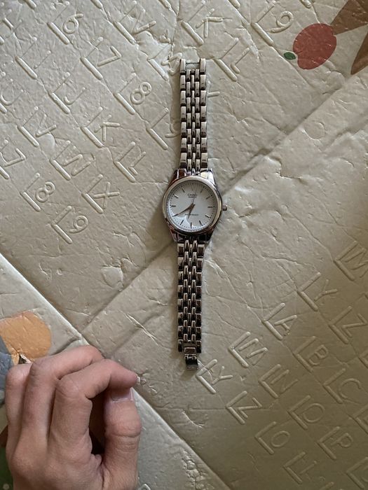 Часы Casio серебрый