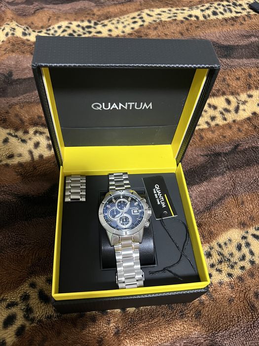 Новые часы Quantum продам