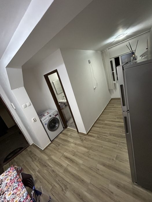 Inchiriez garsoniera