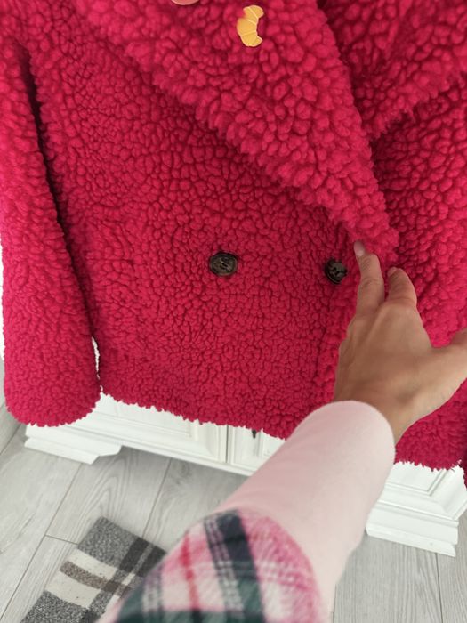 Яке UGG, USA + рокля 100 лв