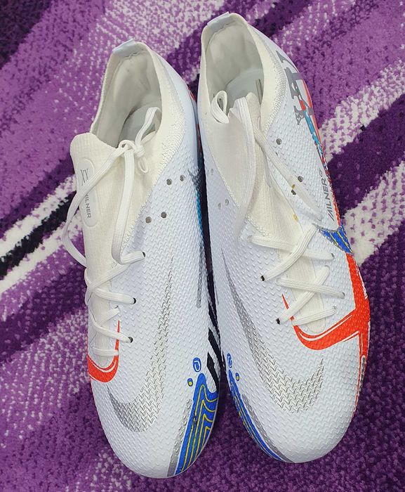 Професионални Бутонки  Nike Phantom GT II Elite James Milner