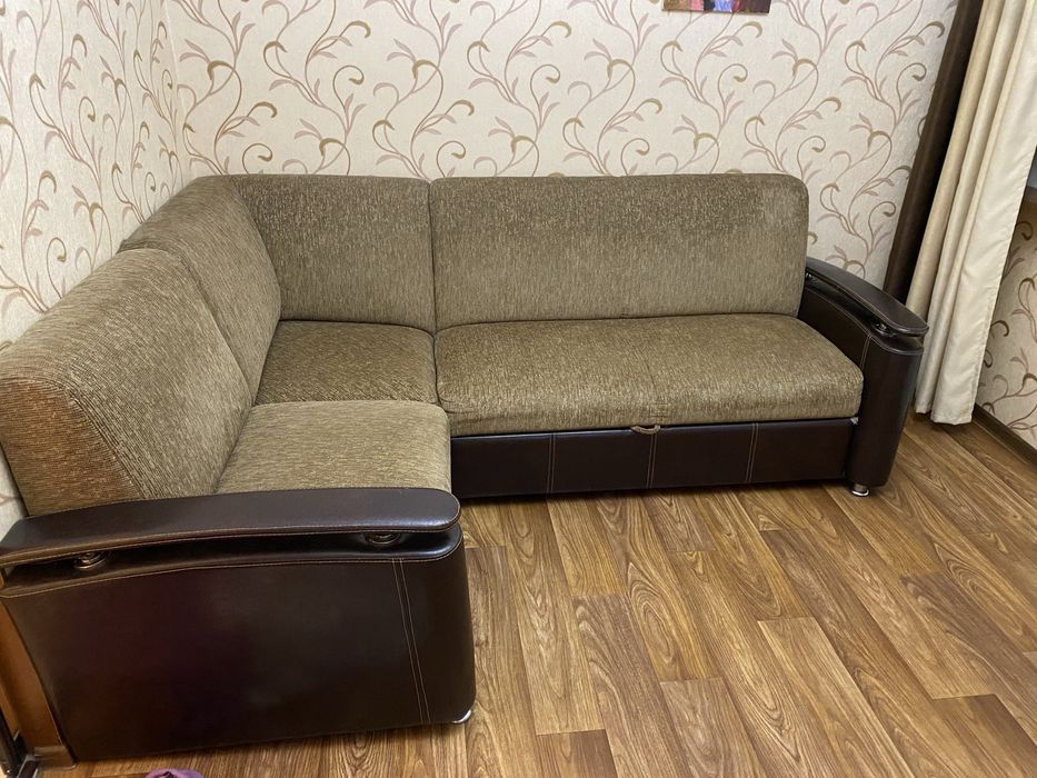Продам диван 15000 тенге