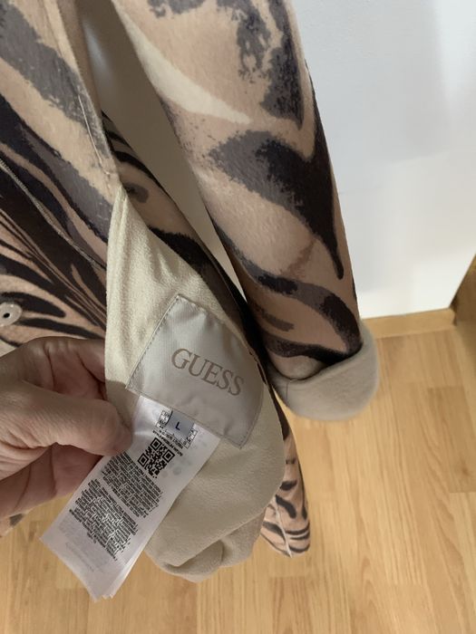 Guess palton dama, de blana, reversibil