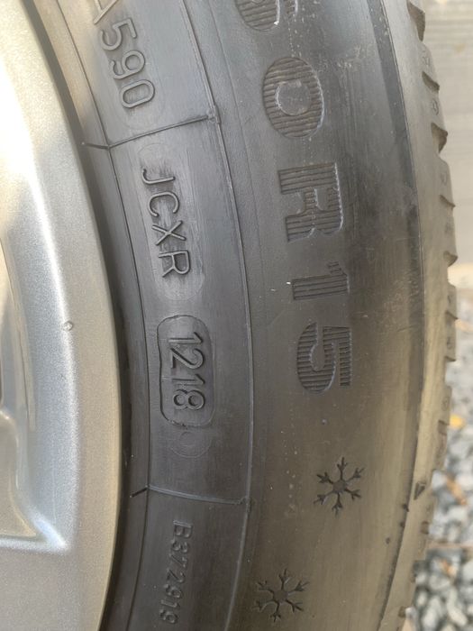 Jante Aliaj 5x100 R15 cu Anvelope Iarna 185/60/15