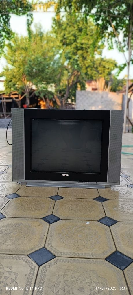 televizor sotiladi
