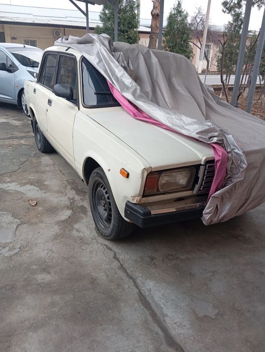 2107 сотилади 2000 йил