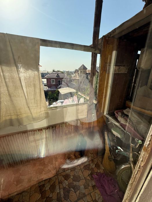 Продается квартира в центре Ташкента по низкой цене.