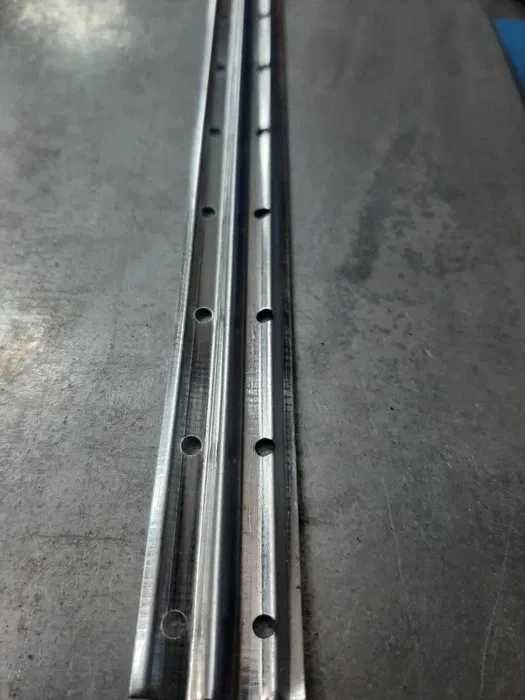 Producem coltare tencuiala mecanizata 0.5mm 2xzincate si fasete