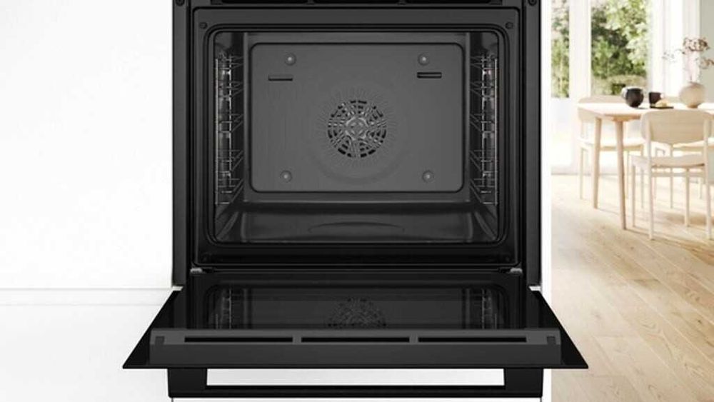 Фурна за вграждане BOSCH HBG537BB3