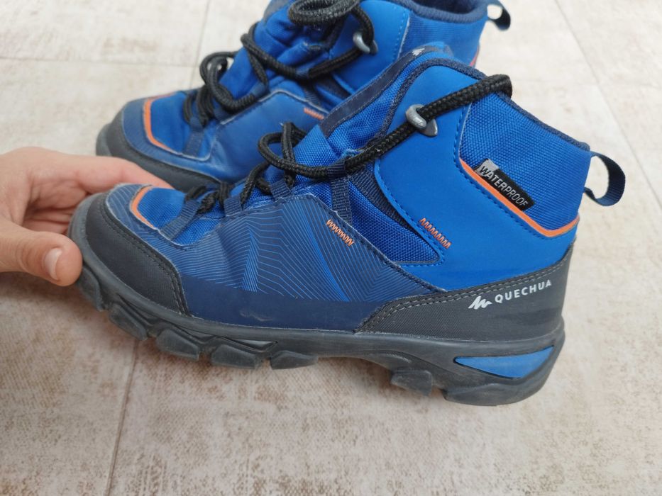 Оригинални зимни обувки Adidas,Quechua