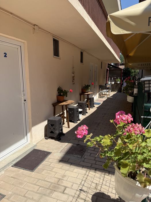 Vila 8 camere - Saturn - afacere la cheie