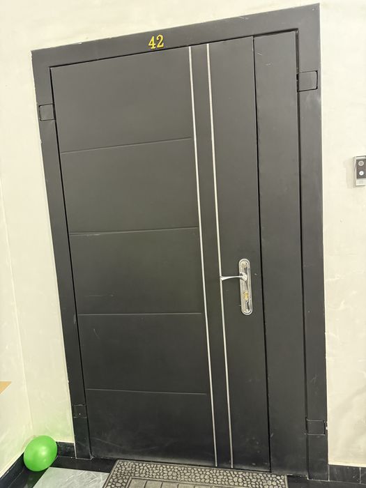 Продам дверь входная