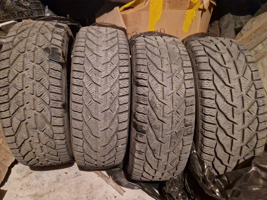 Зимние шины 195/55/R16, шина