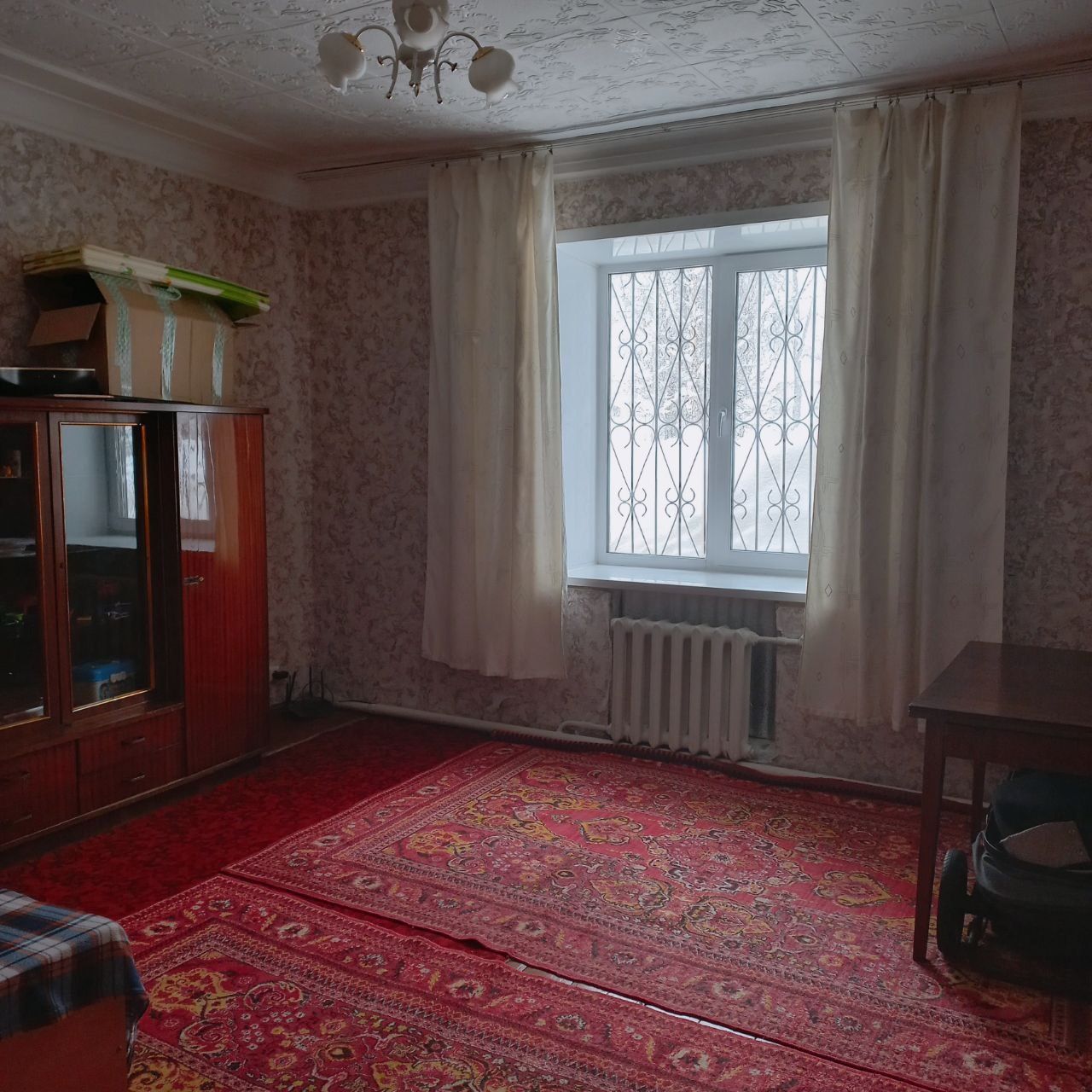 Продаётся 3-х комнатная по б. Бурнашова