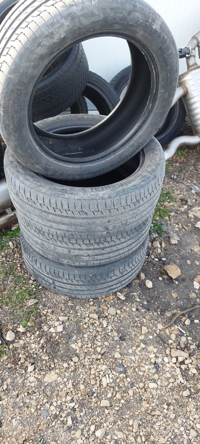 Летни гуми - 225/50R18 CONTINENTAL