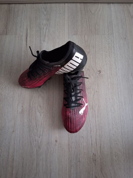 Футболни обувки Puma Ultra 42 номер 27см.
