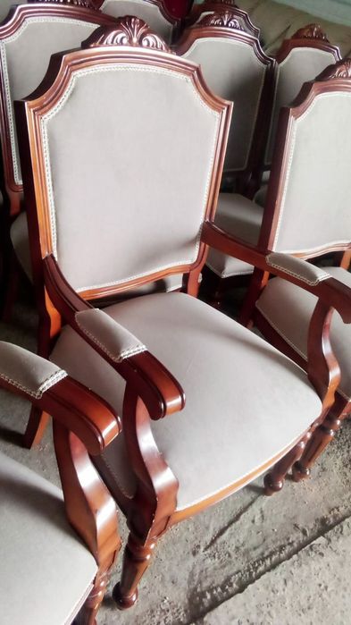 Перетяжка реставрация ремонт мягкой мебели кровать замена поролона