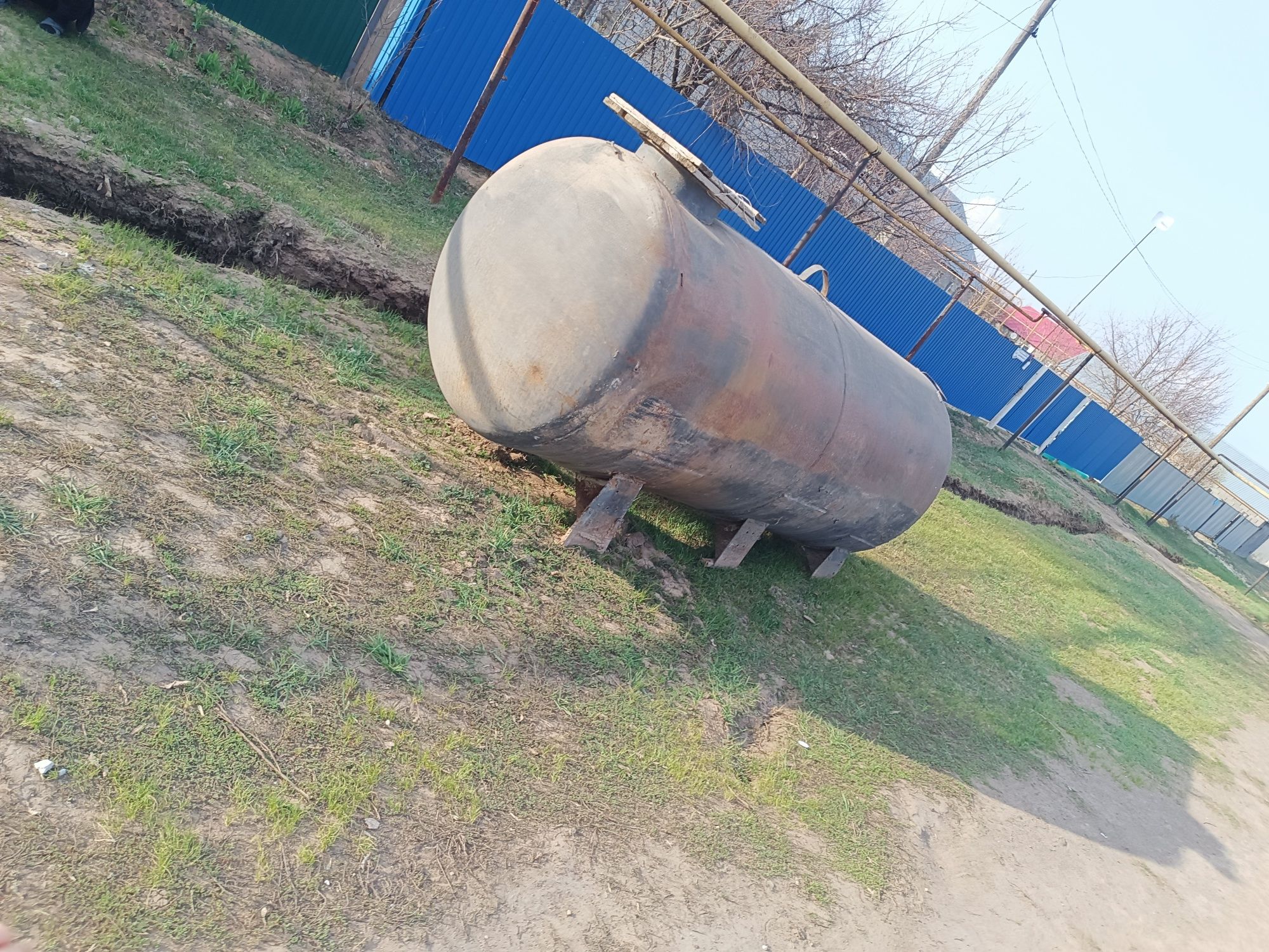 Продам бочку 3х кубовый