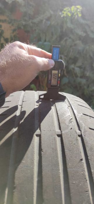 Vand 4 anvelope vara 235 60 R18