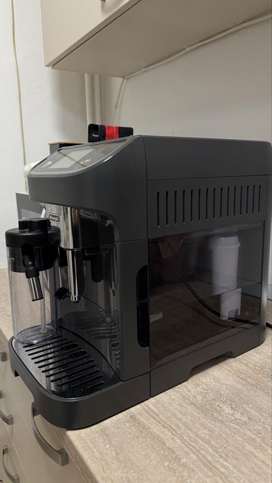 Espressor automat De’Longhi Magnifica PLUS ECAM