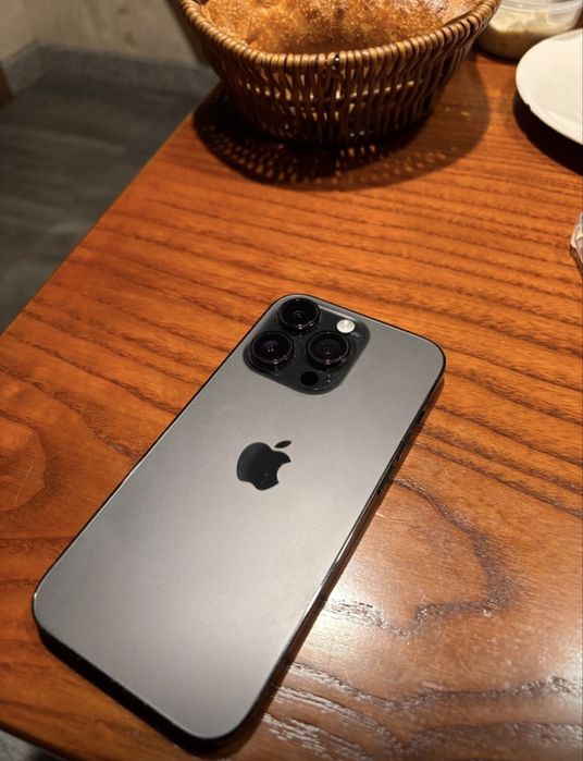 iPhone 14pro продам