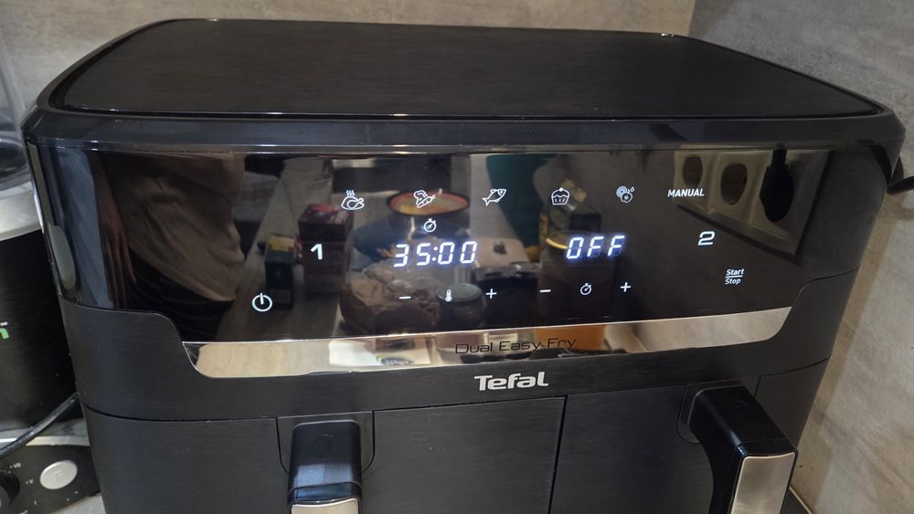 НОВ Едър фрайър TEFAL Dual Easy Fry 11l НОВ