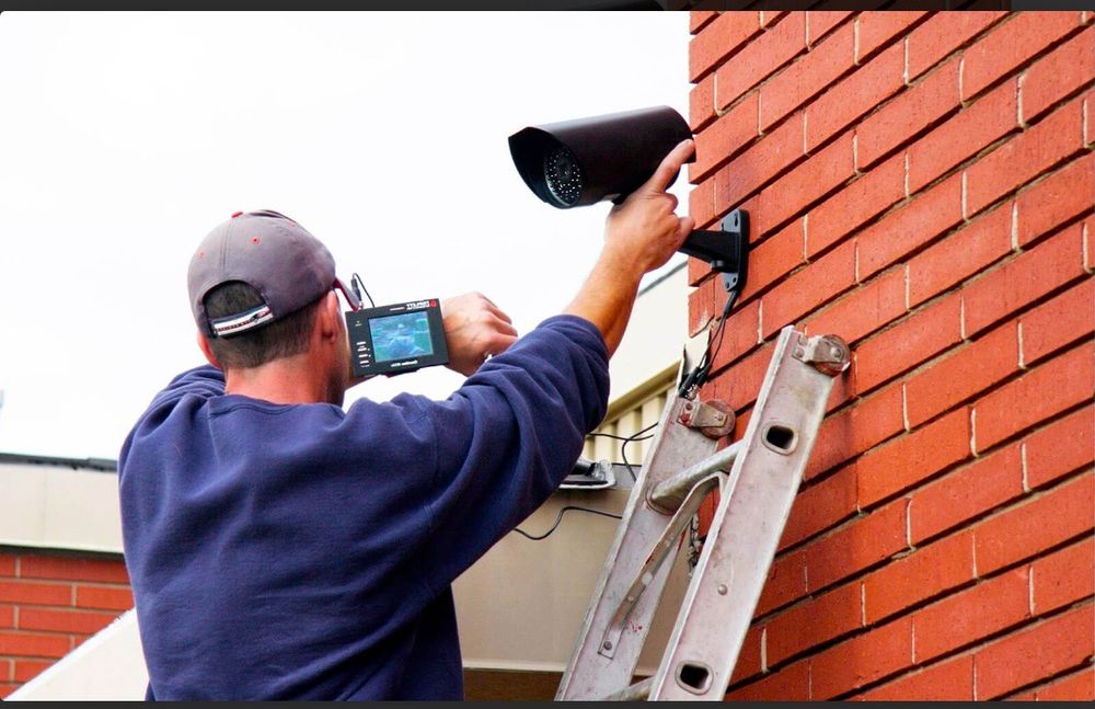 Установка домофонов и монтаж видеонаблюдения. Игорь Александрович