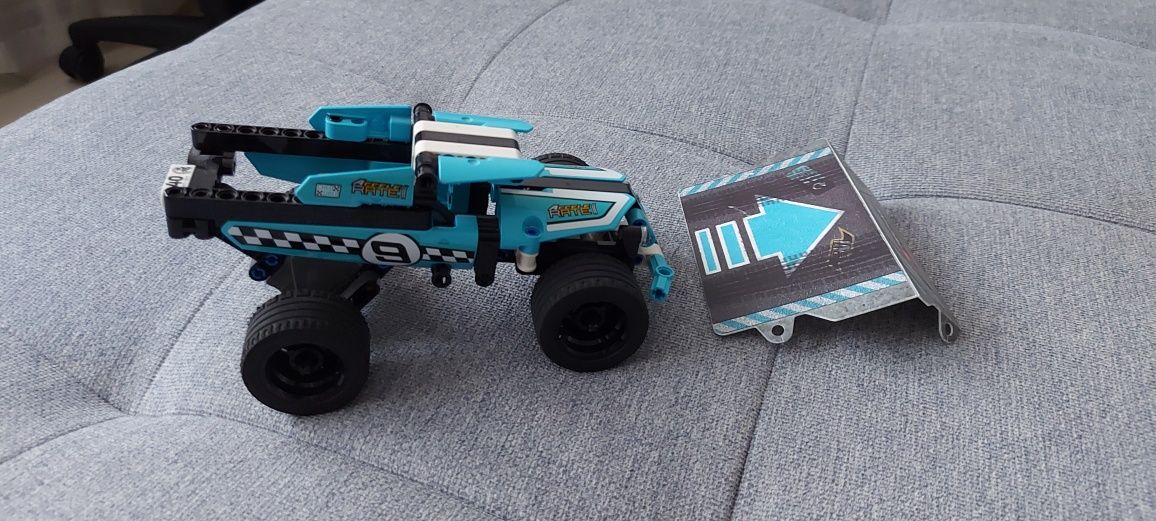 Lego tehnic stunt truck