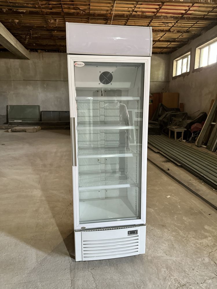 Витринный Холодильник из Китая Dukers,350-литровый. Витрина