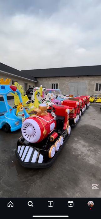 Детские Светящиеся электро машинки Поровоз семейный велосипед