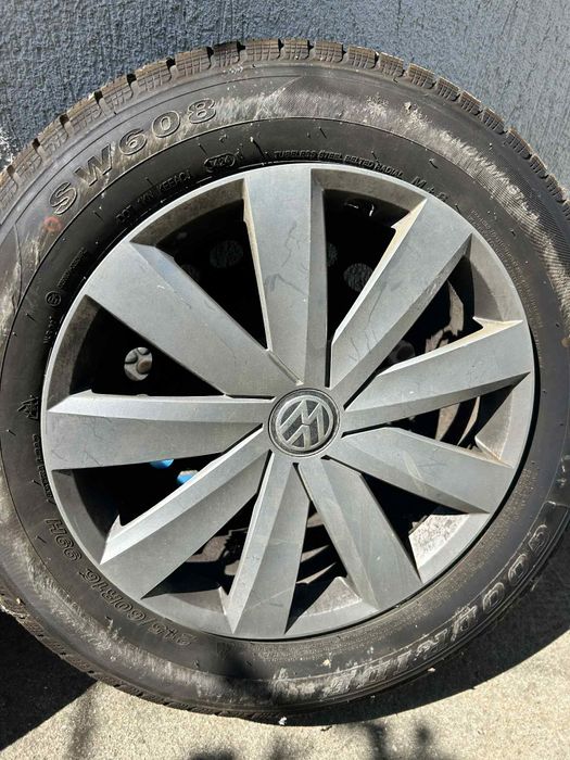 Джанти с гуми 215/60/16 DOT2024