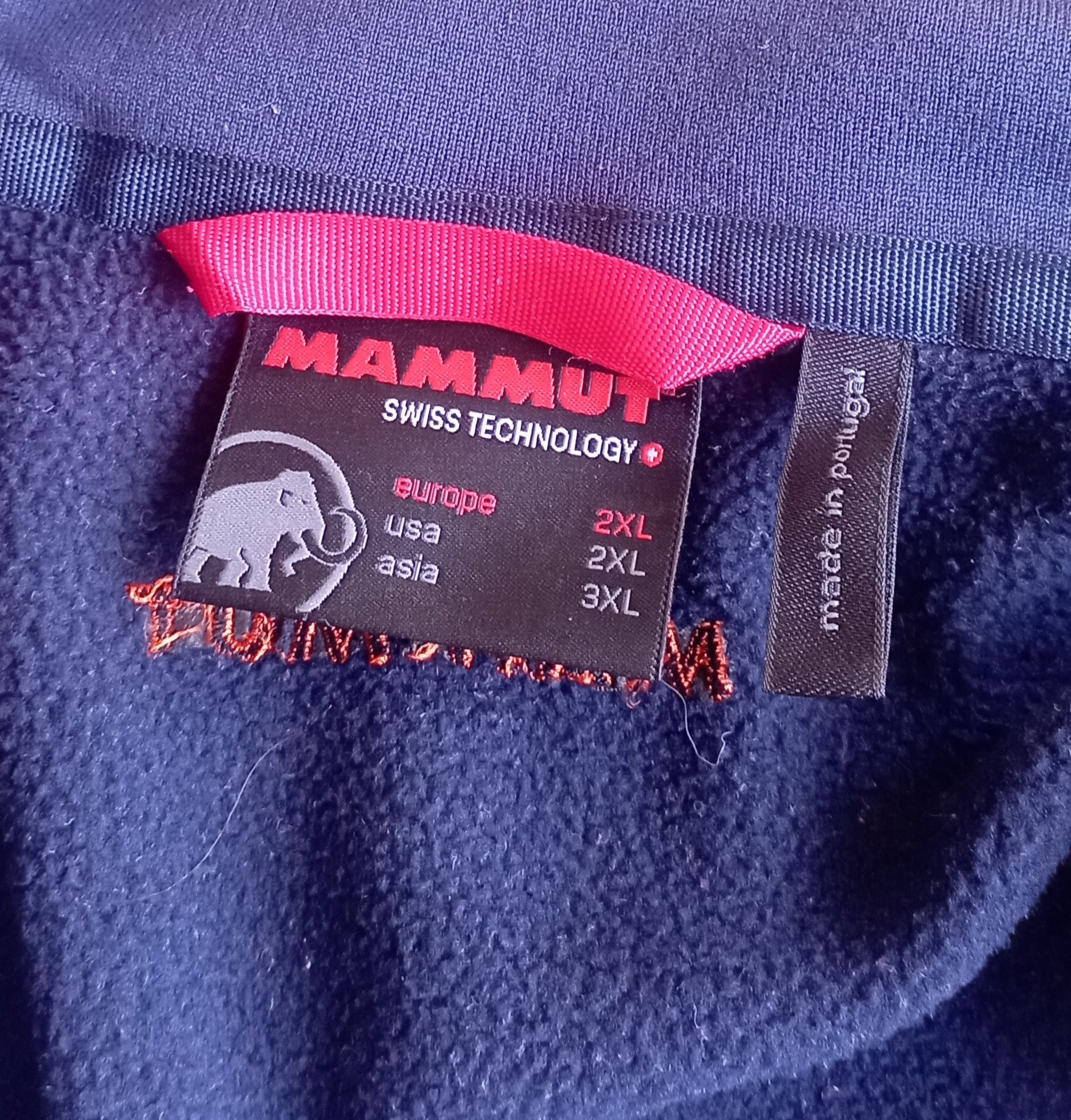 Vând bluza de bărbati Mammut!