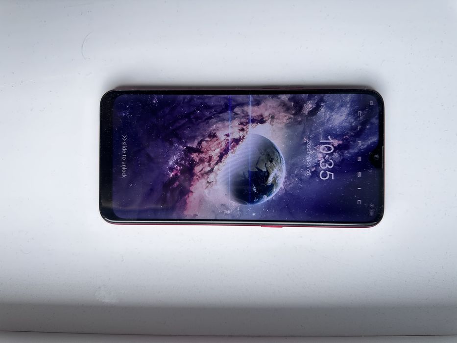 Oppo A5s продам отлично работает.Хорошее состаяние