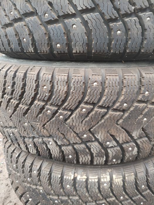 Продам шипованные шины Cordiant 205/55/16