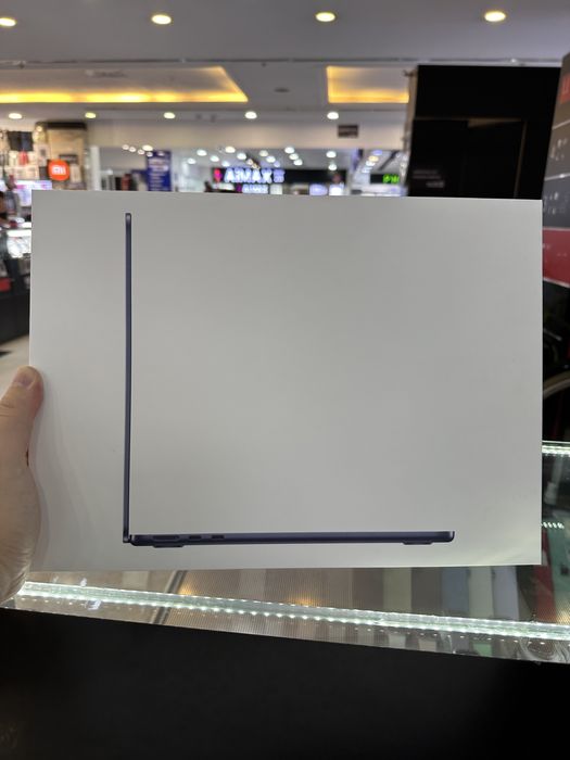 MacBook Air 13, 13.6", 2022год