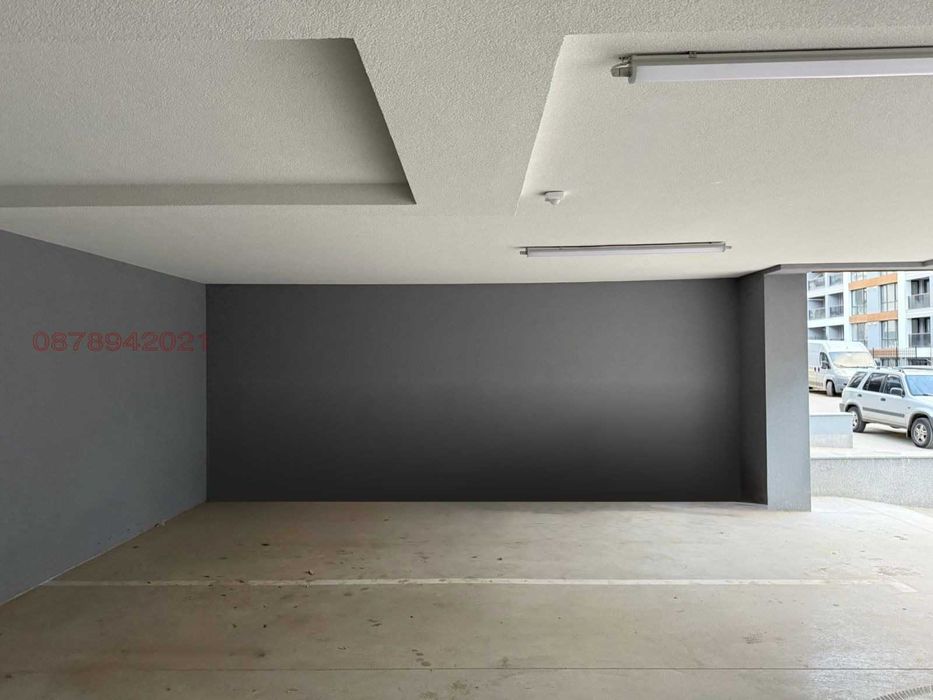 2 бр. паркоместа