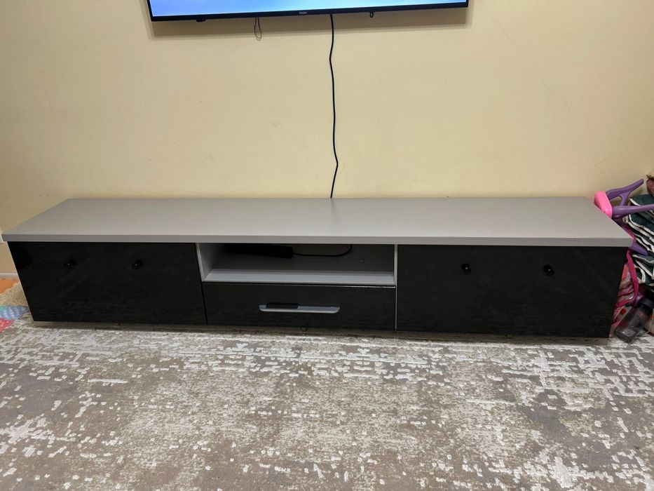 ТВ тумба прочная тяжелая серо-черный