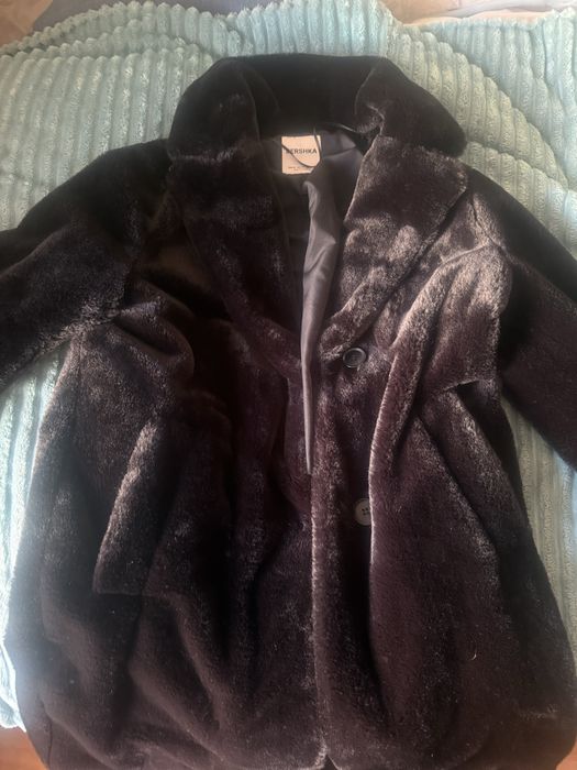 Шуба Bershka черная