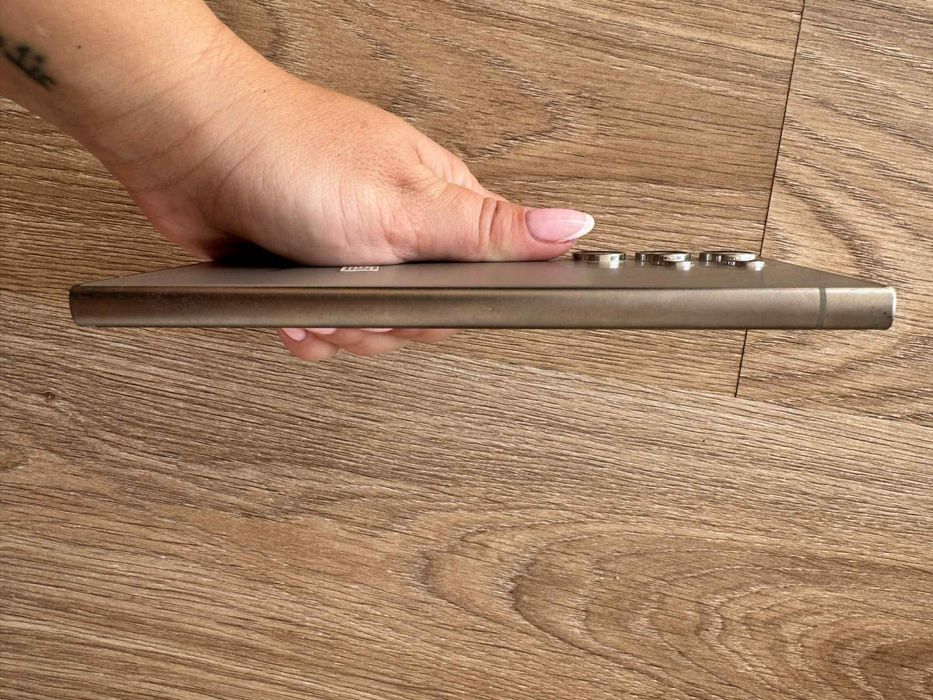 Samsung Galaxy s24 ultra