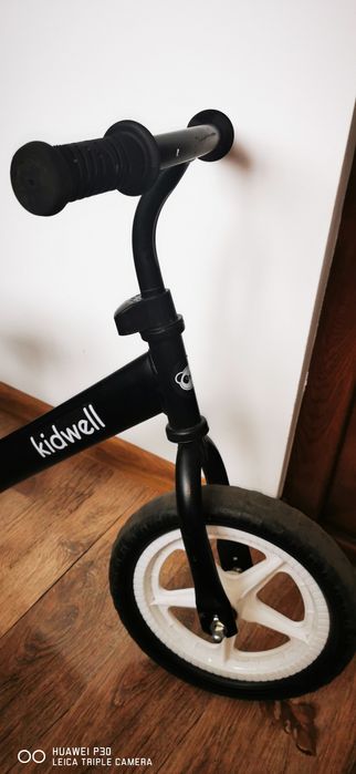 Bicicleta de echilibru fara pedale