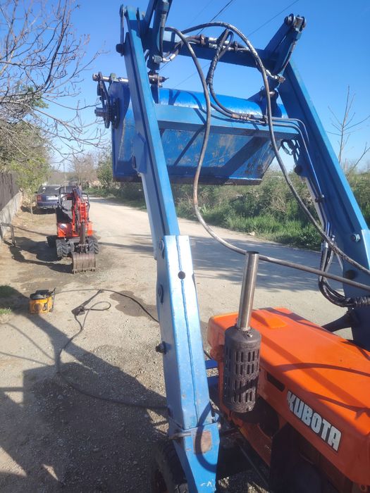 Cupă hidraulică tractoraș