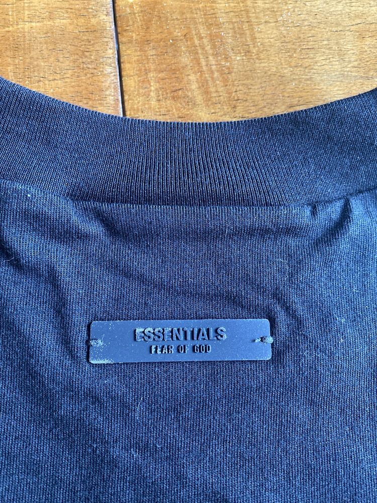Тениска Fear of God Essentials