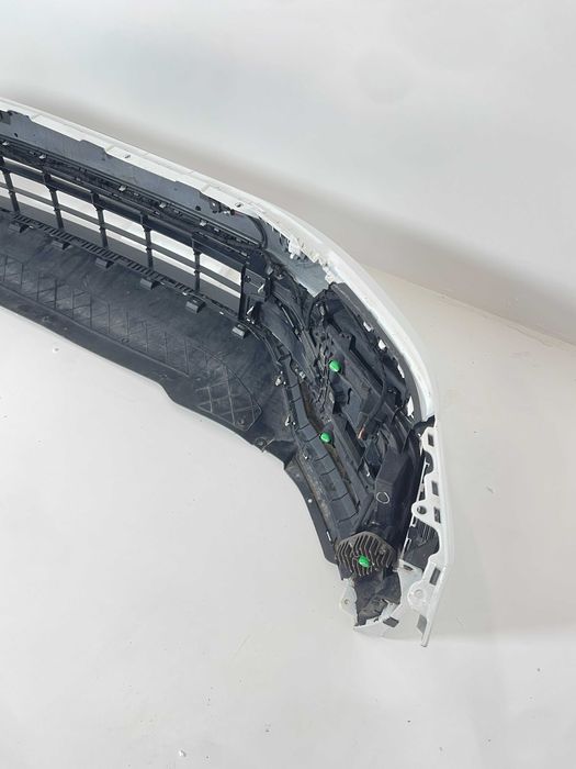 VW Passat B8 facelift електрик предна броня