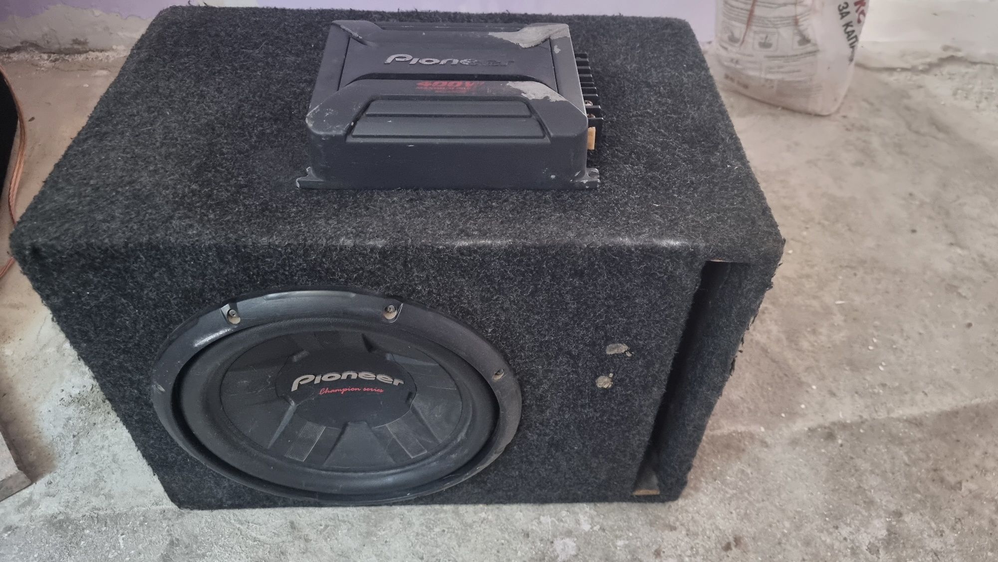 Бас Pioneer +Усилвател  pioneer