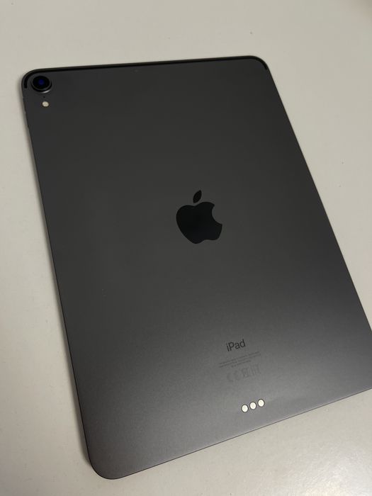 Vând Ipad pro 11.0” wifi+cellular