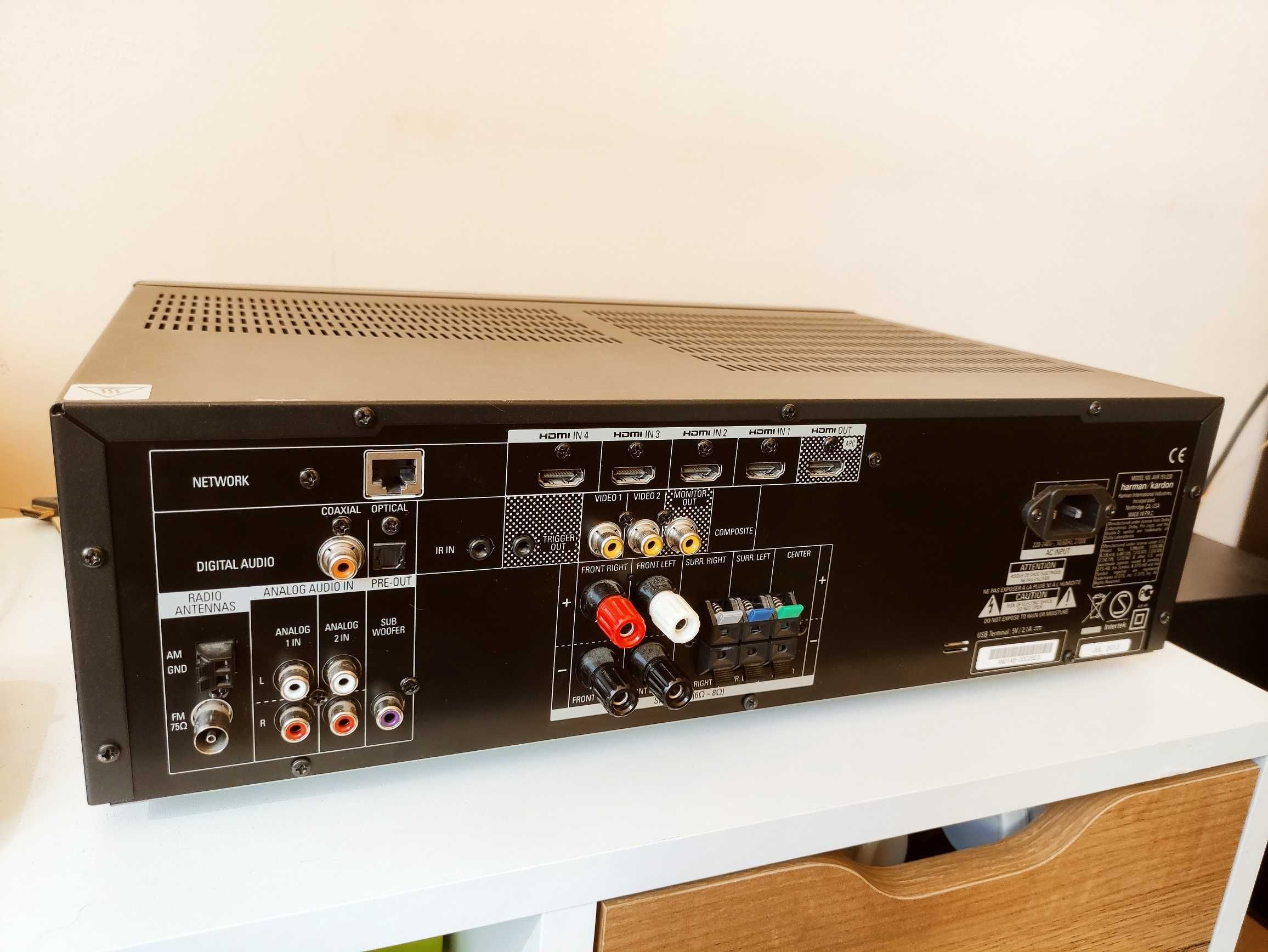 5.1 Receiver Harman Kardon AVR 151/230, HDMI, LAN, USB