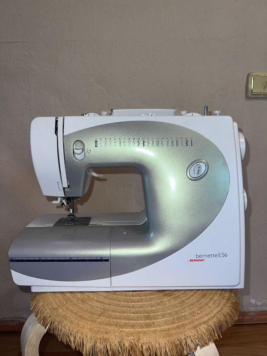 Срочно! Продам швейную машинку Bernina “Bernette E56”.Швейцария пр-во.