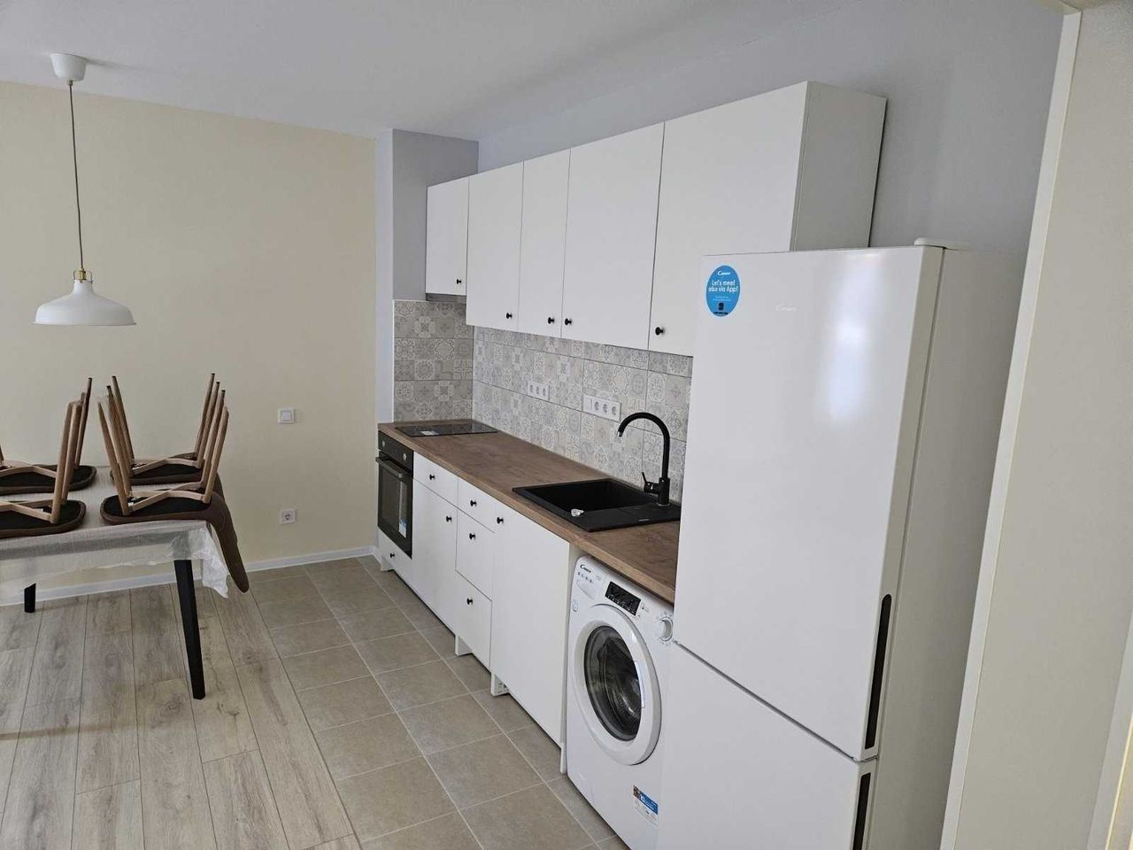 Дава се под наем Двустаен апартамент в София, Дружба 2 - 55 кв.м за 453.9 € - Снимка #1