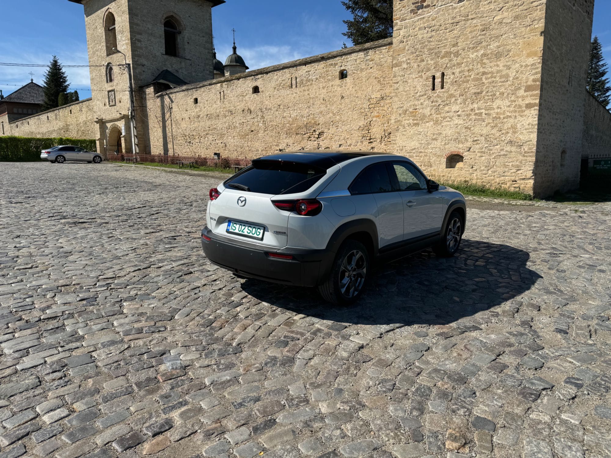 Mazda MX-30 EV, 2020